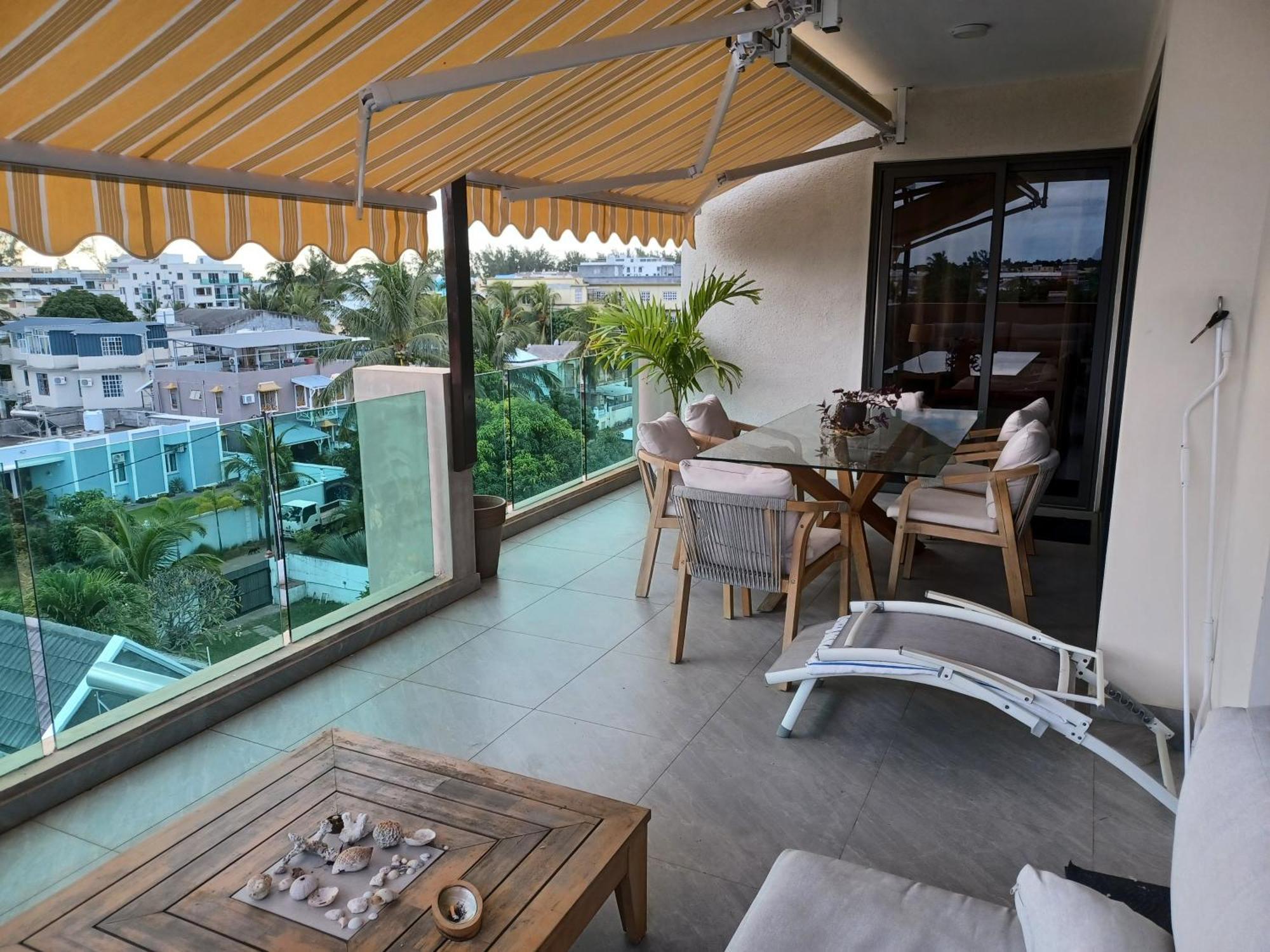 Splendide Penthouse Vue Mer A 5 Mn A Pied De La Plage Flic-en-Flacq Dış mekan fotoğraf